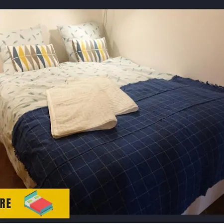 Charmant F2 Centre Ville De Pour 4 Personnes *
