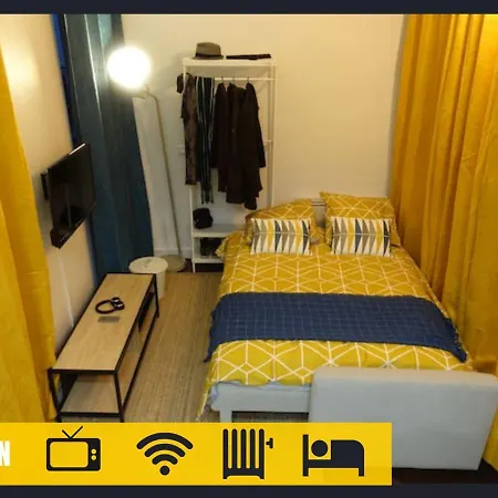 Charmant F2 Centre Ville De Pour 4 Personnes